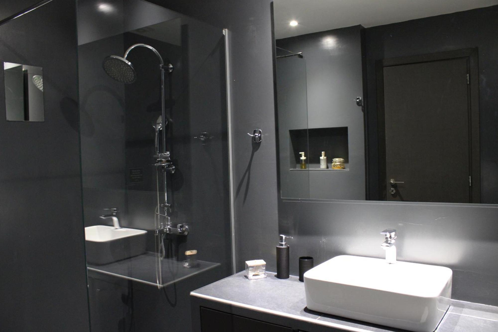 Aris Premium Accommodations Atenas Habitación foto
